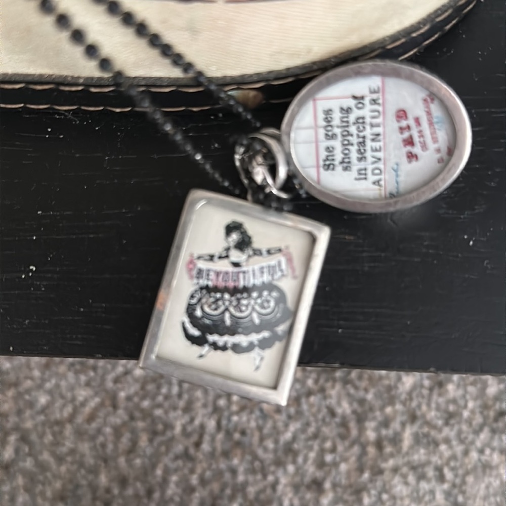 Charms - Picture 3 of 4